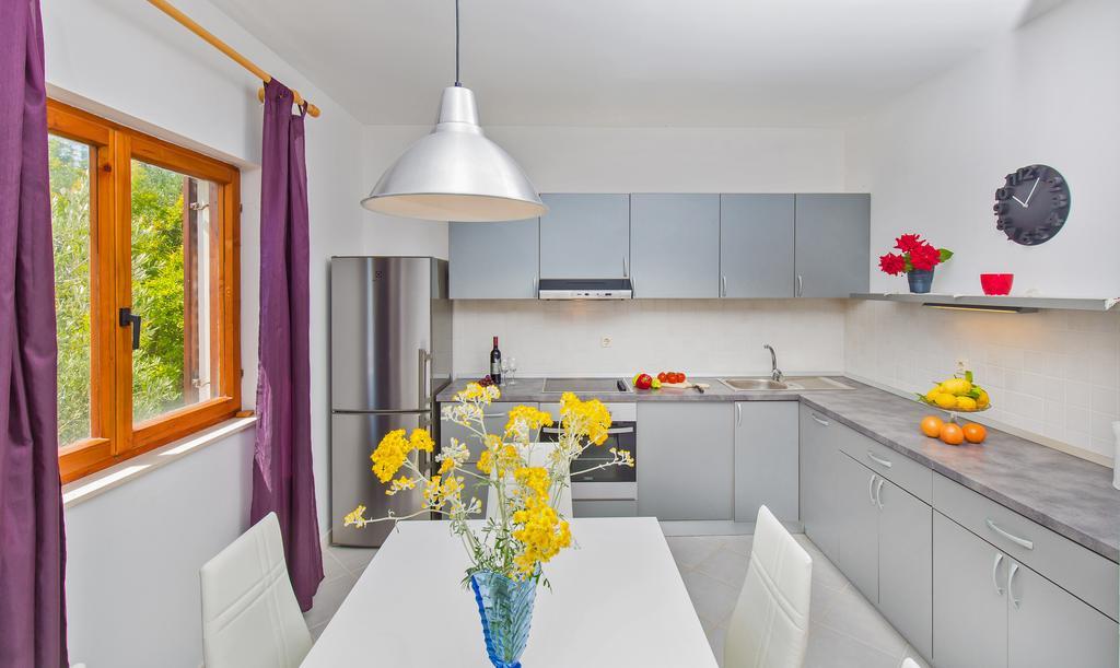Apartment Lujak Donje Celo Kültér fotó