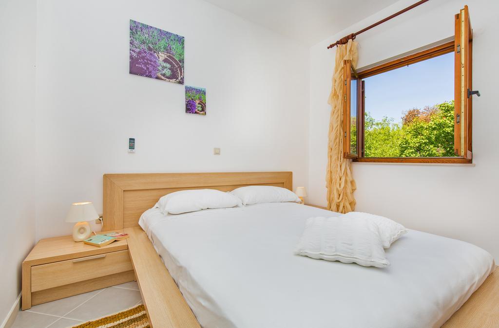 Apartment Lujak Donje Celo Kültér fotó