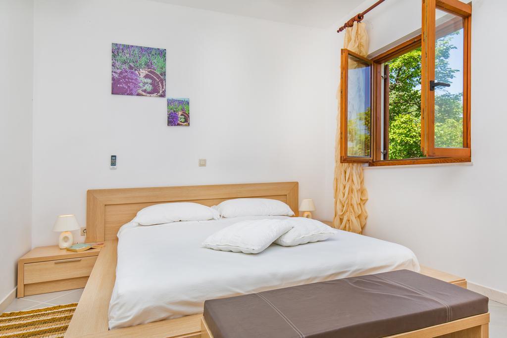 Apartment Lujak Donje Celo Kültér fotó